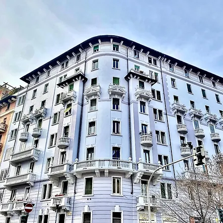 Washington House, Citylife Apartment *